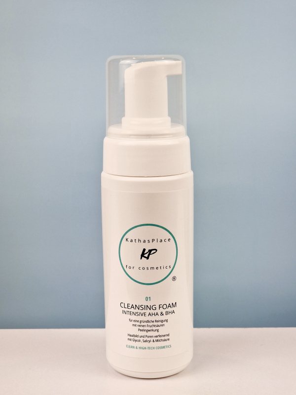 CLEANSING FOAM INTENSIVE 10% AHA & 2% BHA: 1 Wasch-Pad gratis dazu! intensiver Reinigungsschaum mit Peelingwirkung, Hautbild und Poren verfeinernd, für normale bis ölige Haut